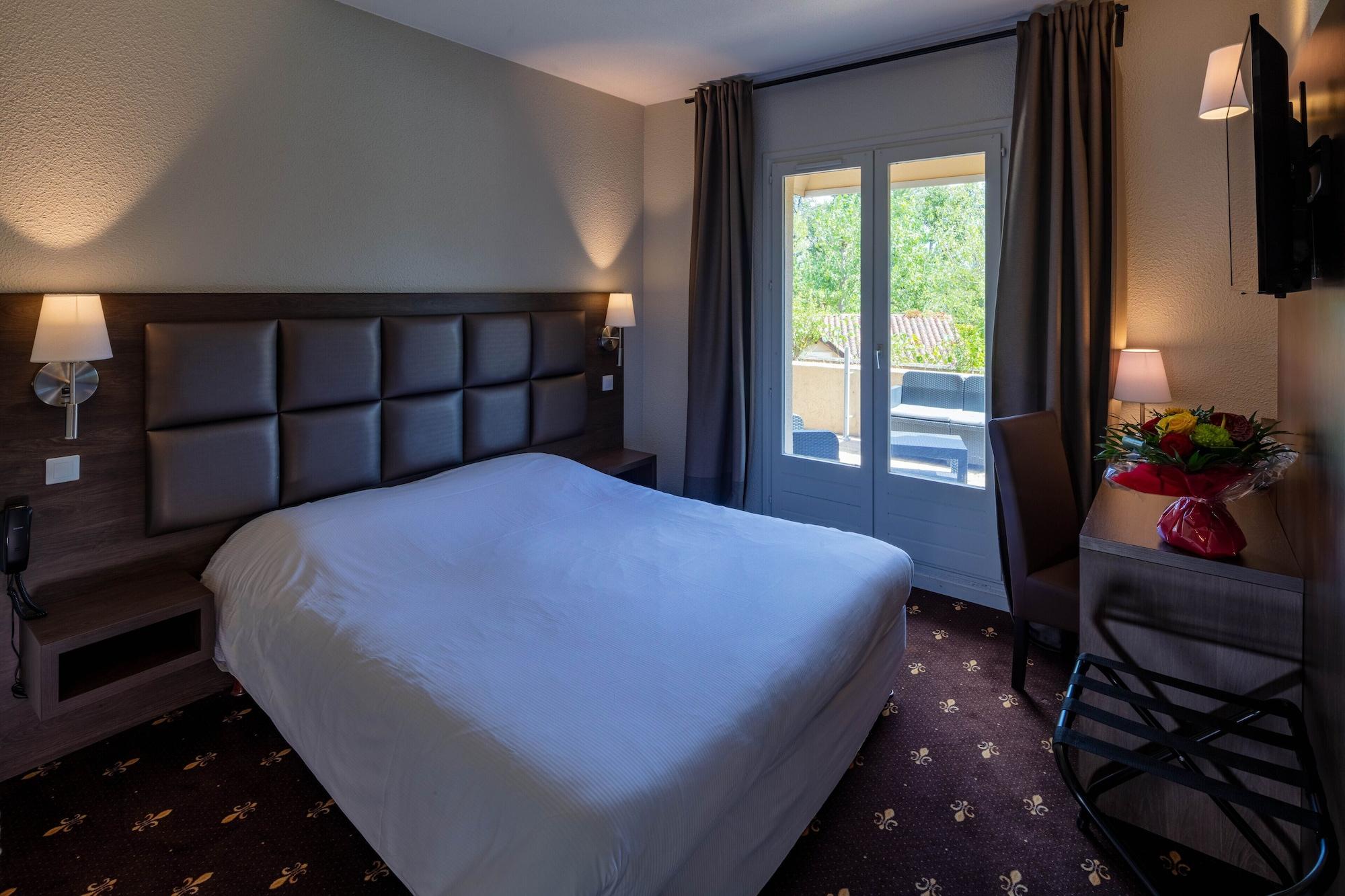 Logis Hotel Noemys Morgon ヴィリエ・モルゴン エクステリア 写真