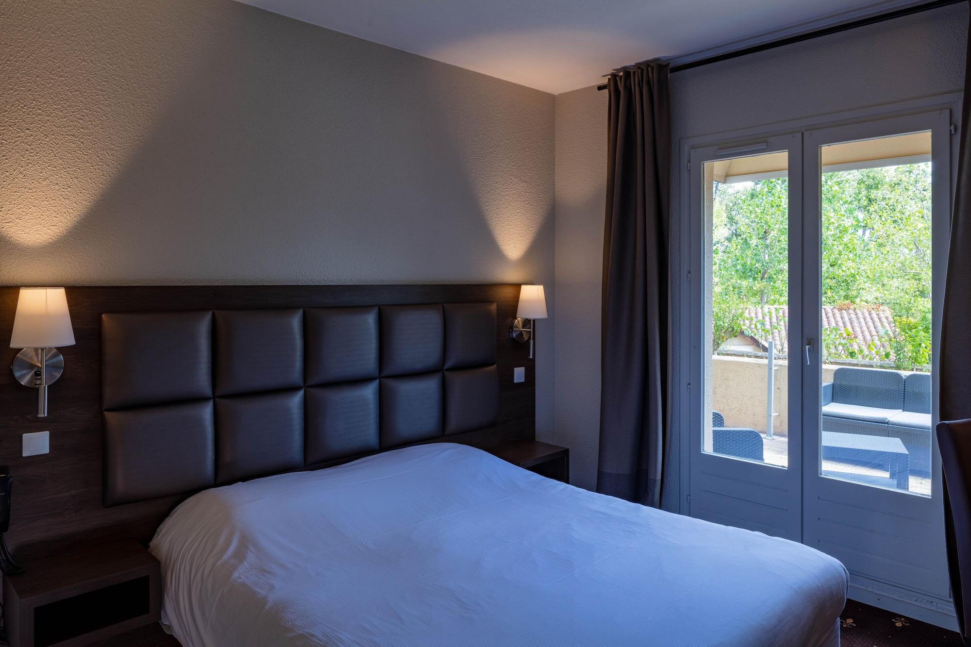 Logis Hotel Noemys Morgon ヴィリエ・モルゴン エクステリア 写真