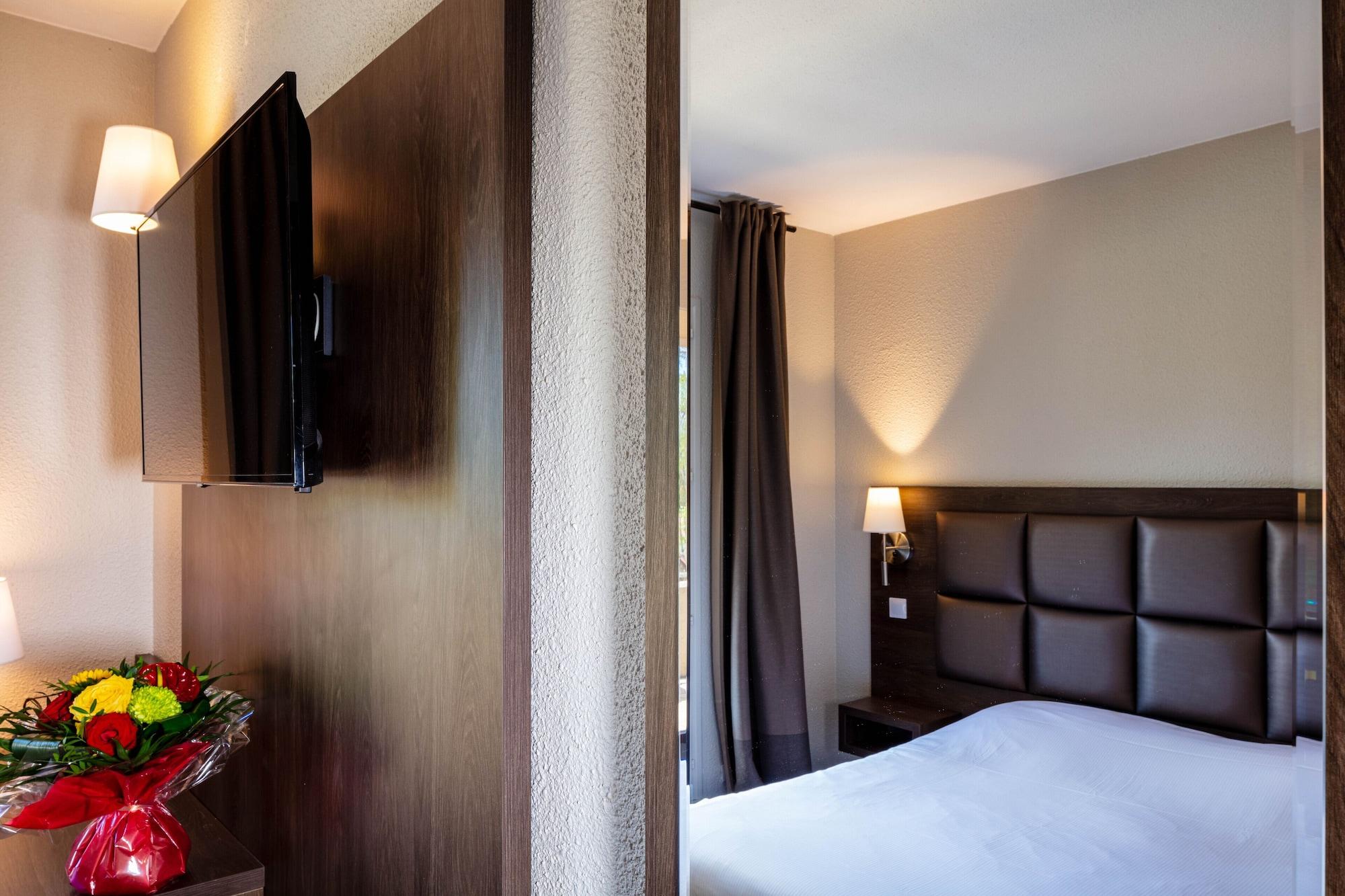 Logis Hotel Noemys Morgon ヴィリエ・モルゴン エクステリア 写真